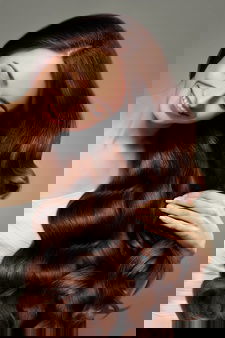 Beautiful Girl With Long Wavy Shiny Hair 132694 3