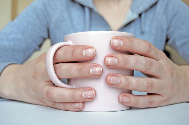 Does Your Fingernail Look Like Crescent? Do You Know What It Means? 8 Female Hands Holding Mug 284753 108