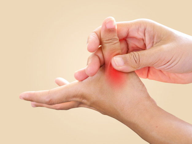 Hand Pain Sore Fingers Thumb Finger Pain From Work With Nerve Inflamed Trigger Finger Lock Disease 43520 541