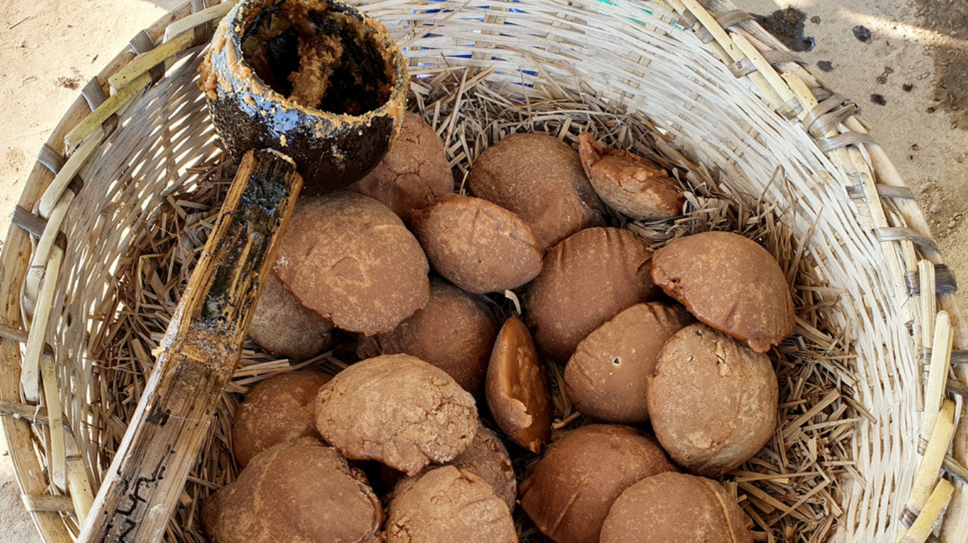 10 Incredible Benefits Of Palm Jaggery (Karupatti)! 1 10 Incredible Benefits Of Palm Jaggery (Karupatti) – A Natural &Amp; Healthy Sweetener