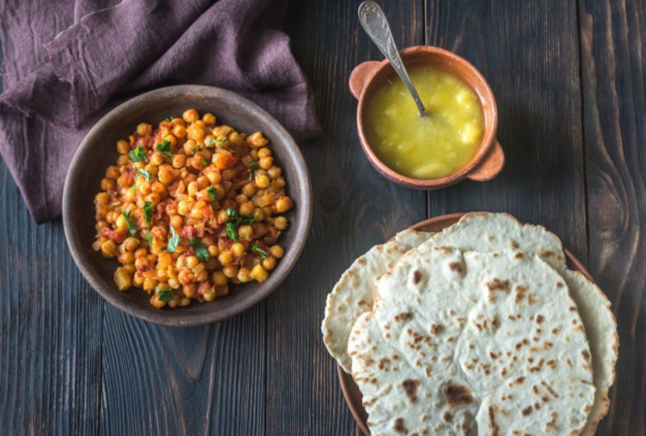 Cow Ghee In Chennai 5 Bowl Chana Masala With Flatbread 165536