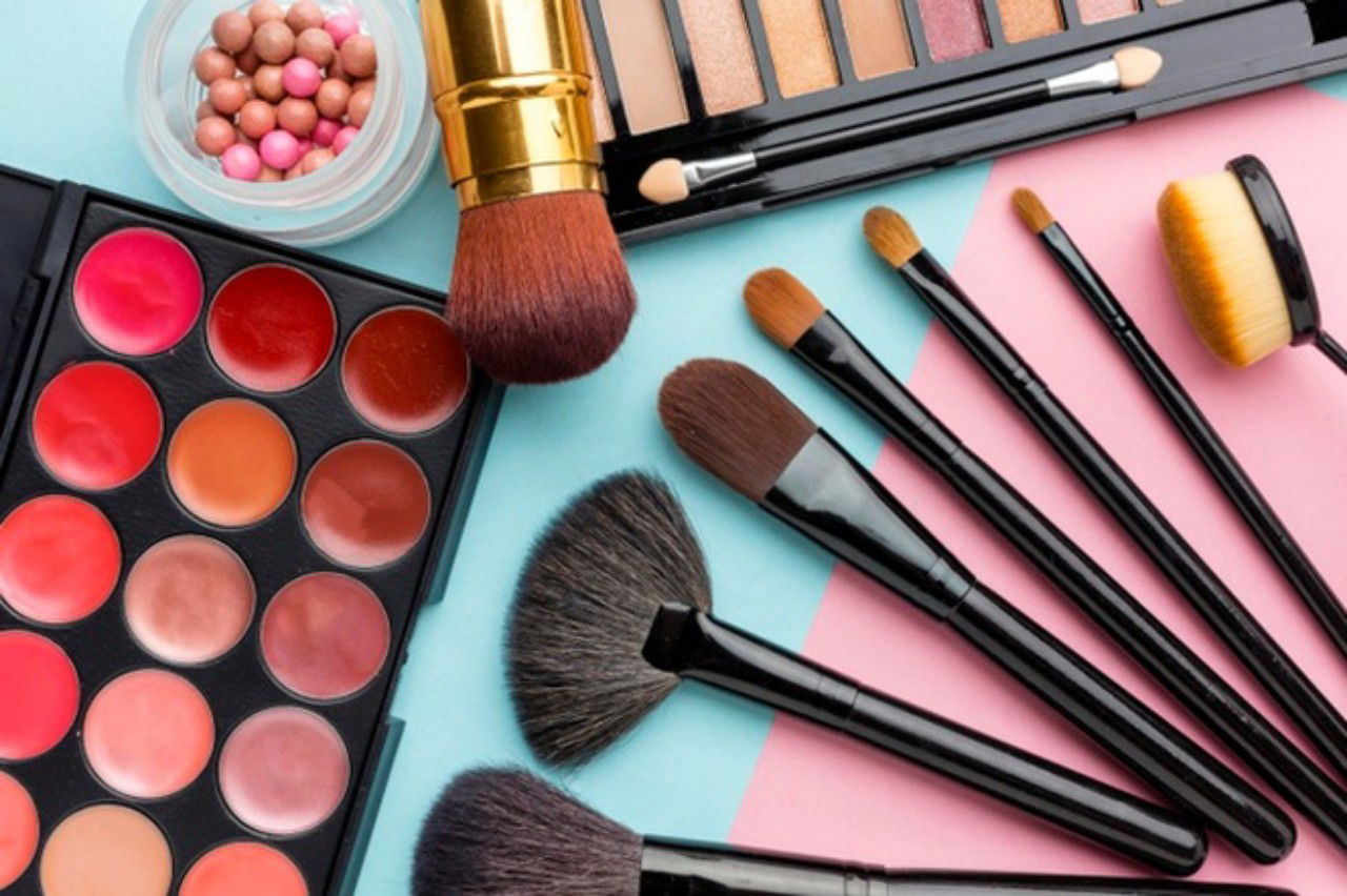 Top View Collection Make Up Accessories 23