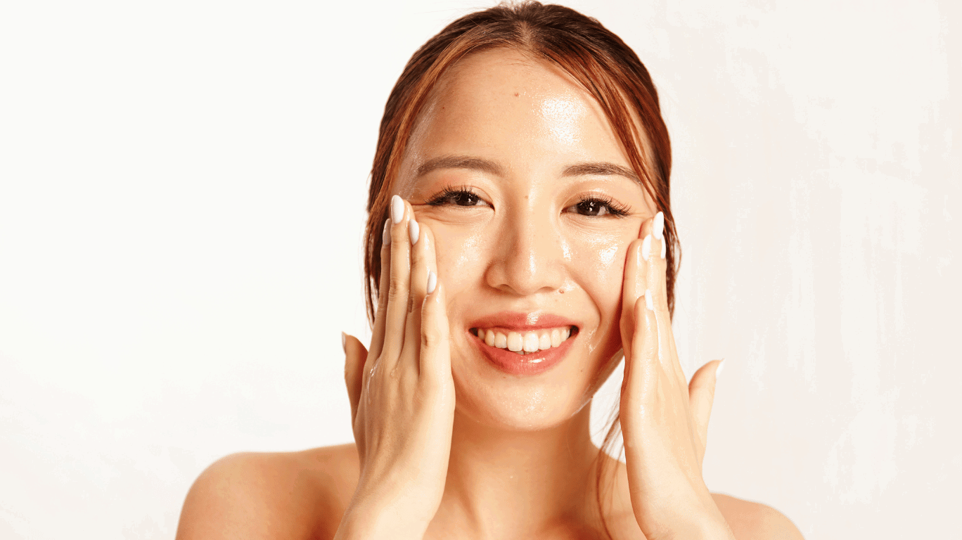 Mustard Oil Vs Groundnut Oil 2 Mustard Oil Is A Versatile Oil Used For Cooking, Skincare, And Hair Care. It Enhances Flavor In Indian Dishes, Boosts Heart Health, Improves Circulation, And Is Also Used For Body Massage To Relieve Pain And Nourish The Skin.