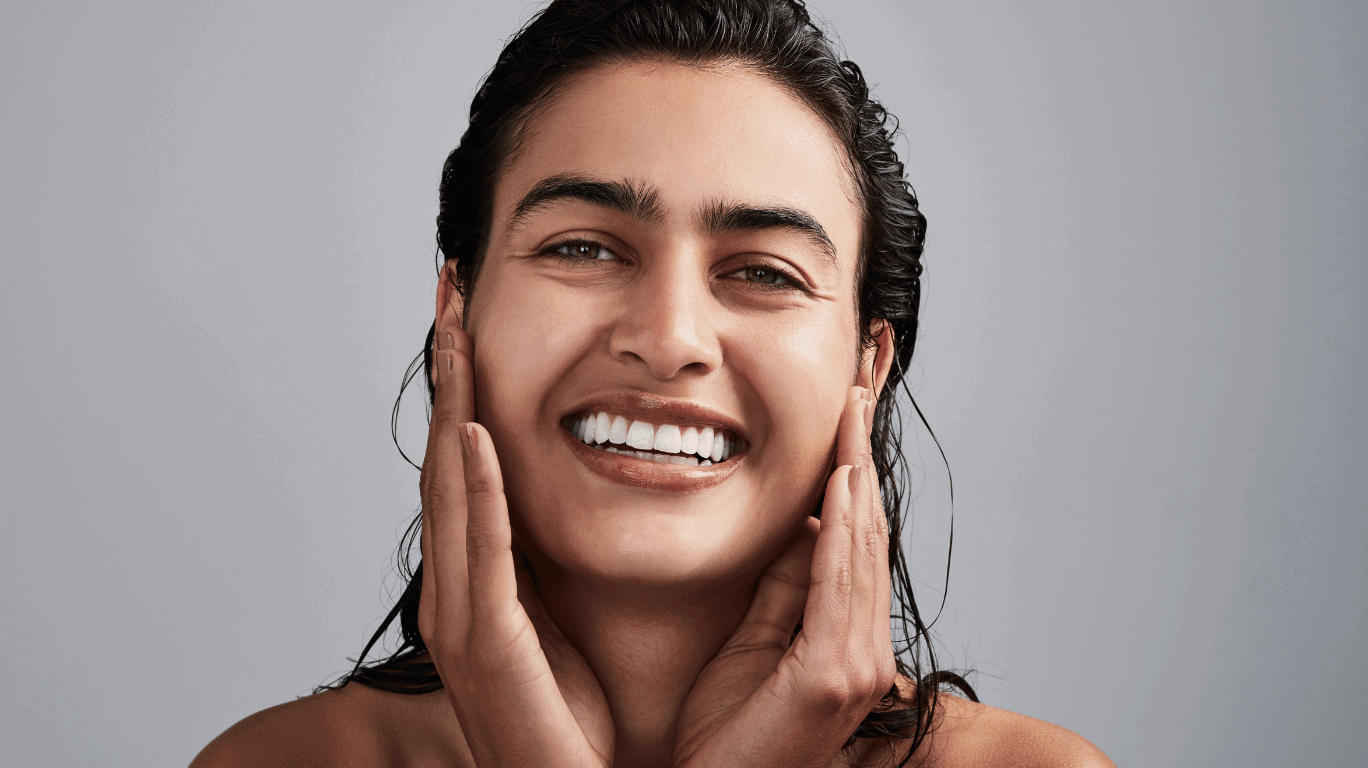 Groundnut Oil Is Rich In Vitamin E And Antioxidants That Nourish The Skin, Improve Elasticity, And Help Tighten Sagging Skin For A Youthful Glow—Naturally!